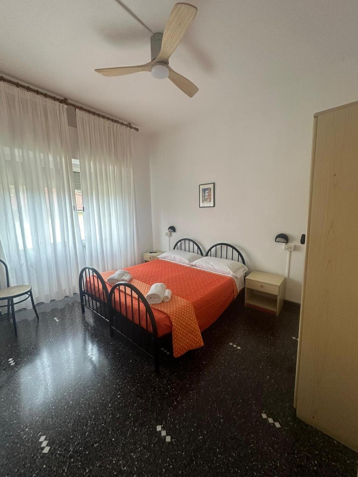 Hotel La Pineta Cogoleto Extérieur photo